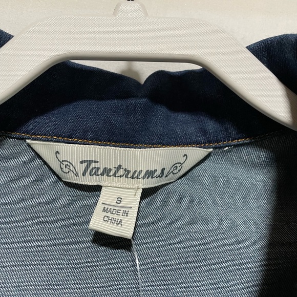 Tantrum embroidered denim jacket. Size small. NWT - Picture 5 of 5